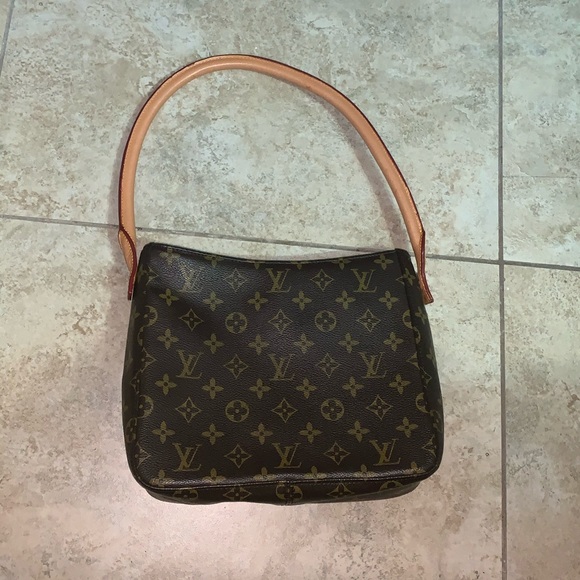Handbags - Louis v bag
